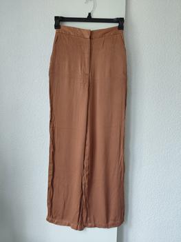 36 ZARA satijn bruin -NM