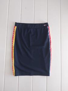 36 TOMMY HILFIGER stripes -JW