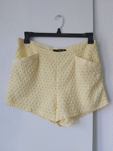 38 BELLISSIMA butter yellow -HN