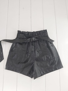 36 LOAVIES leren short -HN