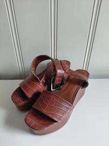 39 H&M sleehak -SU