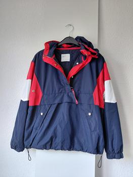 36/S BERSHKA jack -PAK