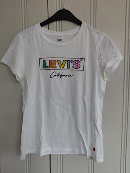 36 LEVI's wit -TS