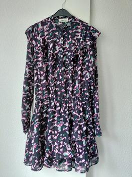 40 SHOEBY dress flower -RR