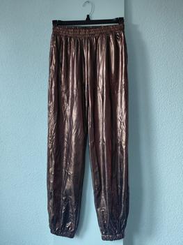 36 STUDIO AMAYA gold -JB