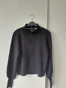 378 ONLY zwart gebreid -NM