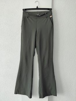 36 AIME travel flared -TS