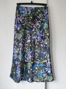 38 SEVEN SISTERS long -BA