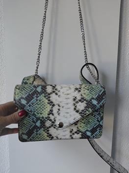 38 TOUT est BELLE handtas -TS