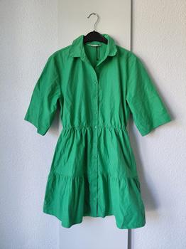 36 ZARA groen jurkje -SCH