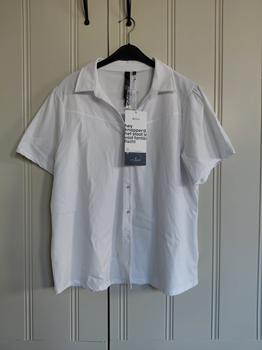 40/42 JE M'APELLE travel wit -NU