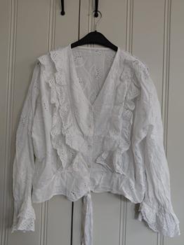 40 ALIX THE LABEL wit broderie -PK