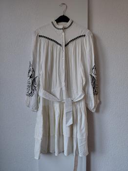 38 SHOEBY jurkje broderie -HN