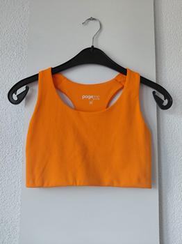 36 PAGE ONE oranje sport -HN