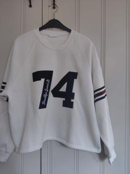 40 ZARA sweater 74 -HB