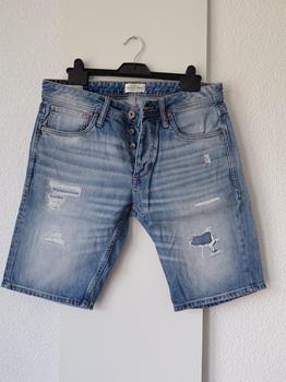 38 JACK & JONES regular fit