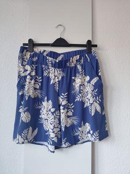 40 HEMA short bloem -ZE