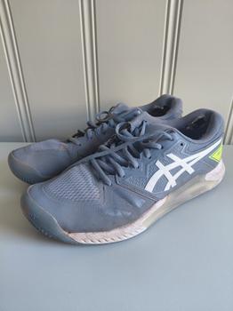 41 ASICS tennis