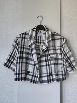 38 BERSHKA crop ruit -ANA