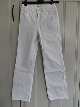 36 ZARA witte denim -HB