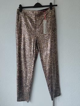 38 SOFIE SCHNOOR snake print -GB