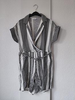 36 NOISY MAY play suit -TS