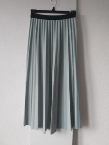 38 TYPICAL JILL skirt -HN