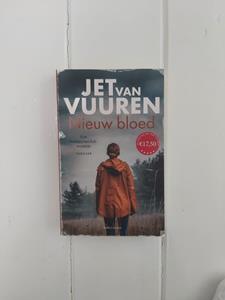 Jet van Vuuren NIEUW BLOED