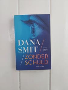 Dana Smit ZONDER SCHULD 