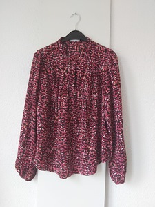 40 LOAVIES top red flower -HN