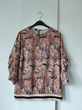 40/42 SUMMUM top bloem -ZE