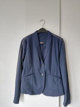 38 SUZY Q travel blazer