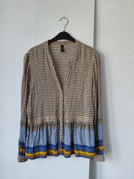 40 YAS top color -ZE