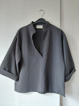 36 NEO NOIR grijze top -MJ